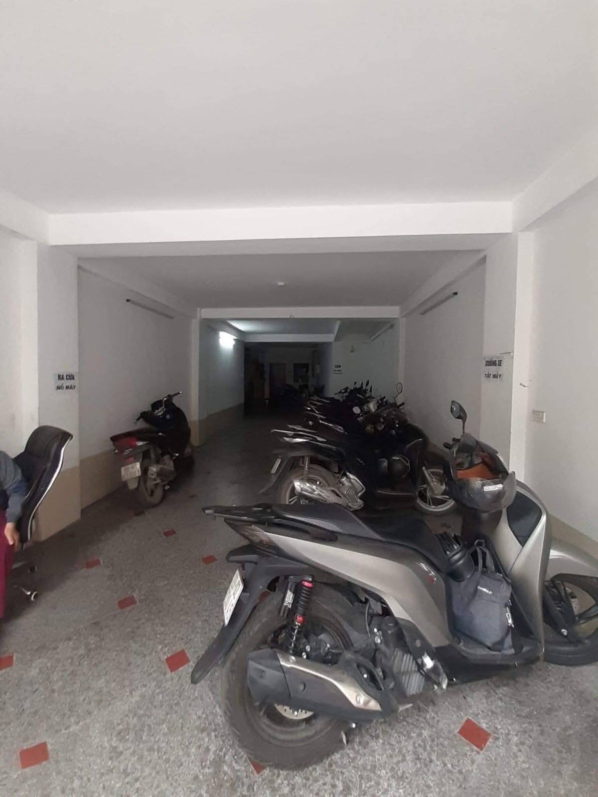 Bán nhà mặt phố Tô Hiến Thành, 240m2, 4 tầng, mặt tiền 6.5m, 166 tỷ, kinh doanh đỉnh - Ảnh 1