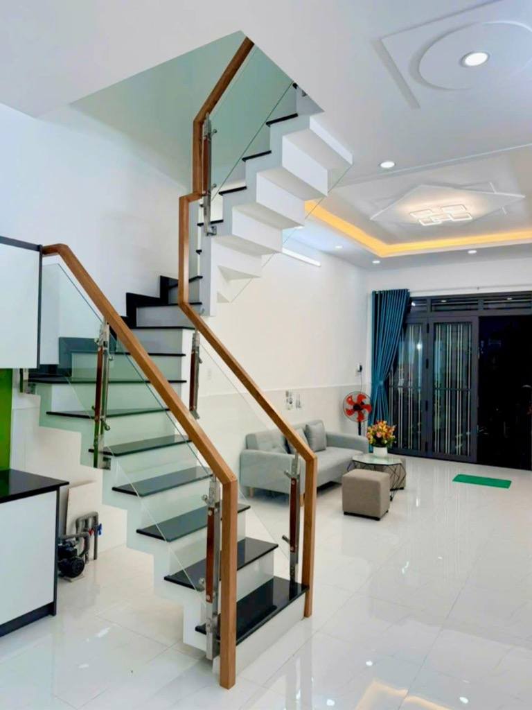 Không gian sống Q10 lý tưởng 2 mặt tiền – Sáng mát cả ngày – Gần Hồ Kỳ Hòa – 55m2 - 6 tỷ XX - Ảnh 1