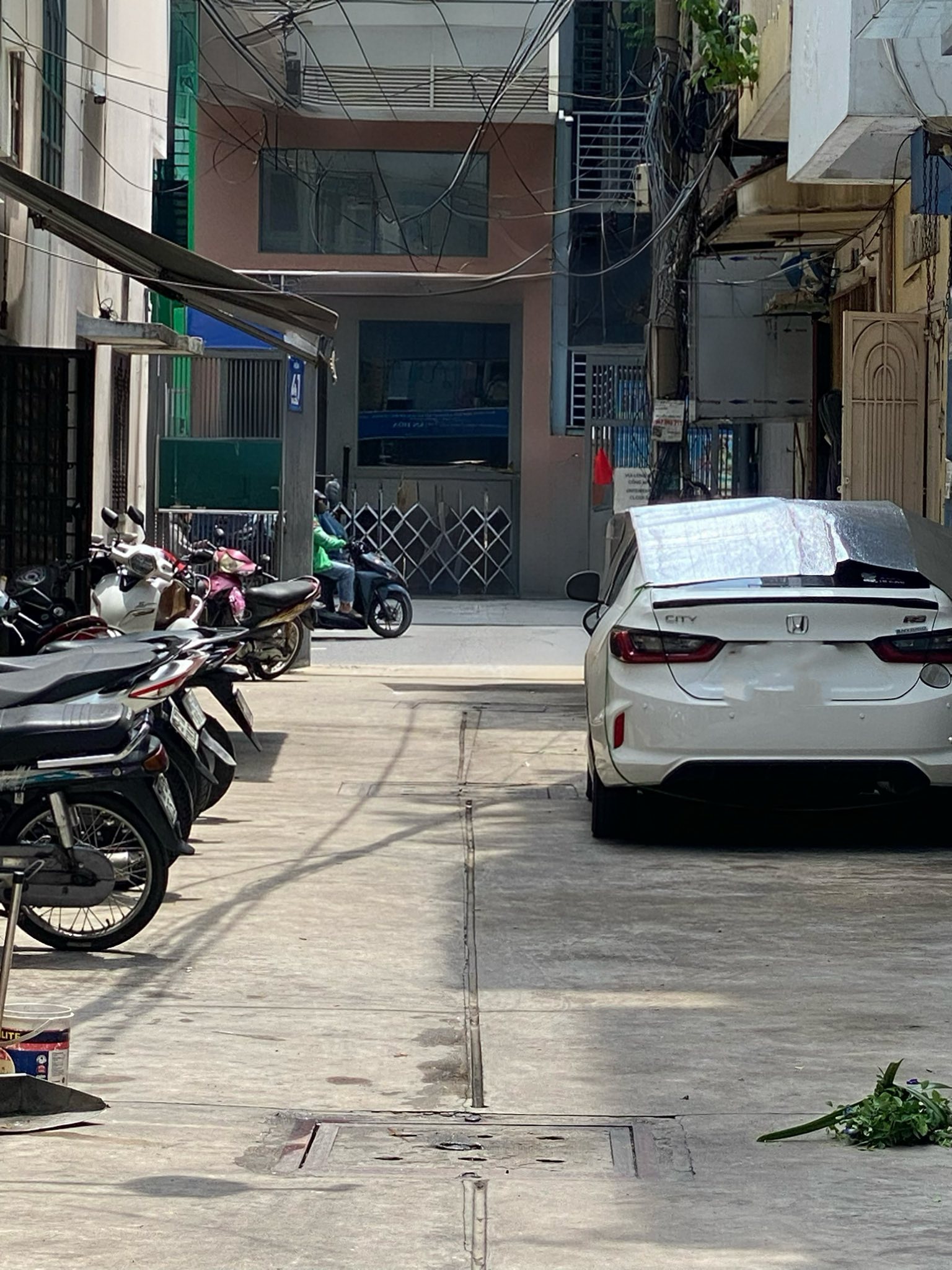 NHÀ ĐẸP HẺM XE HƠI ĐƯỜNG TRẦN KHẮC CHÂN Q1- 3 TẦNG KO QUI HOẠCH GẦN CHỢ TÂN ĐỊNH , - Ảnh chính