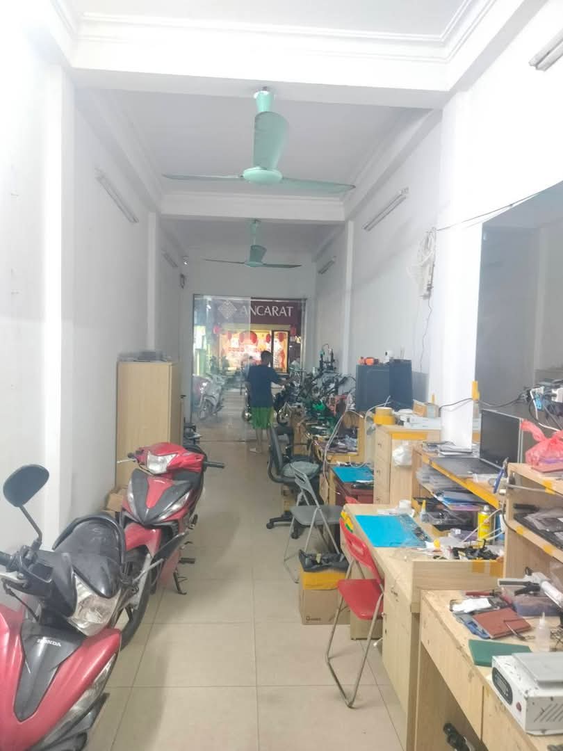 Bán nhà mặt phố LÒ ĐÚC HN...khu vực trung tâm sầm uất nhất HBT..căn nhà mặt phố dễ dàng kinh doanh,, - Ảnh 1