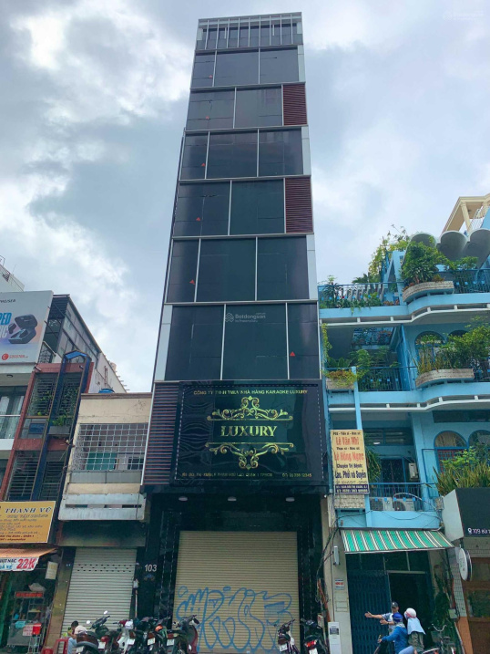 Cần bán gấp ! Tòa nhà mặt tiền Lam Sơn. DT: 10.2 x 27m - Hầm 7 tầng - HĐT: 220tr - Giá 67 tỷ - Ảnh chính