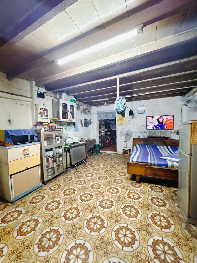 MẶT TIỀN HOÀNG DIỆU VIP Q4 <br>NGANG 4.2 X 26 CÓ 150 TRIỆU M2 - Ảnh 1
