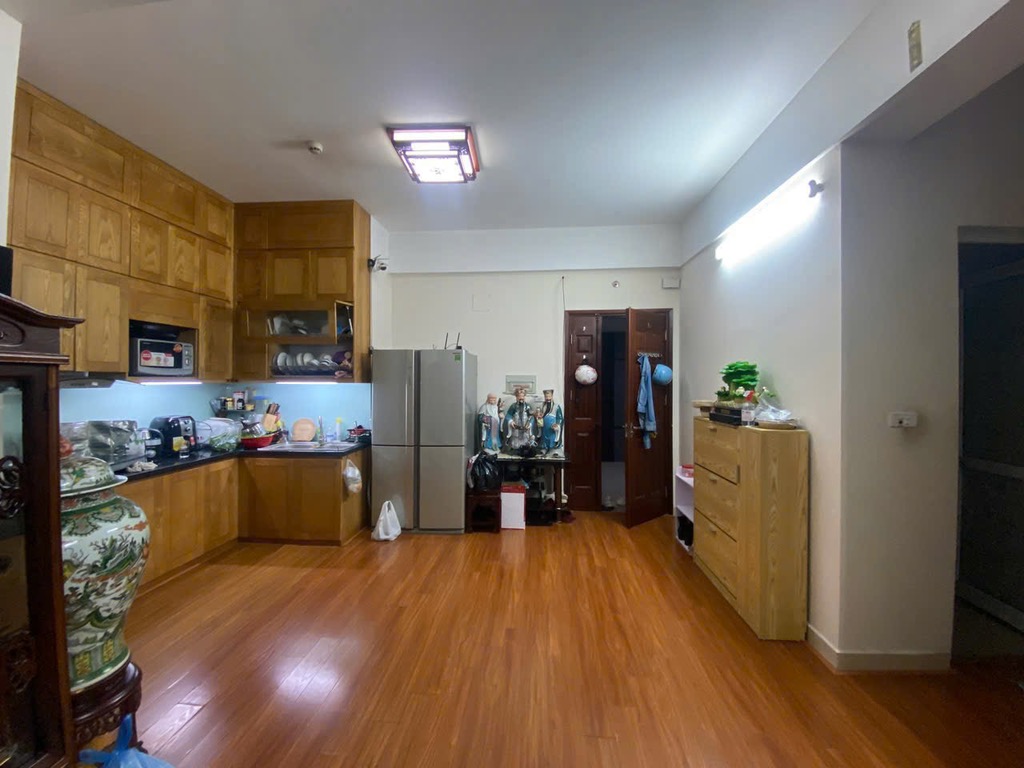 chung cư 65m Hoàng Cầu, Một tổ ấm đậm chất “Resort trong phố” – căn hộ tầng cao, ánh sáng ngập - Ảnh 3