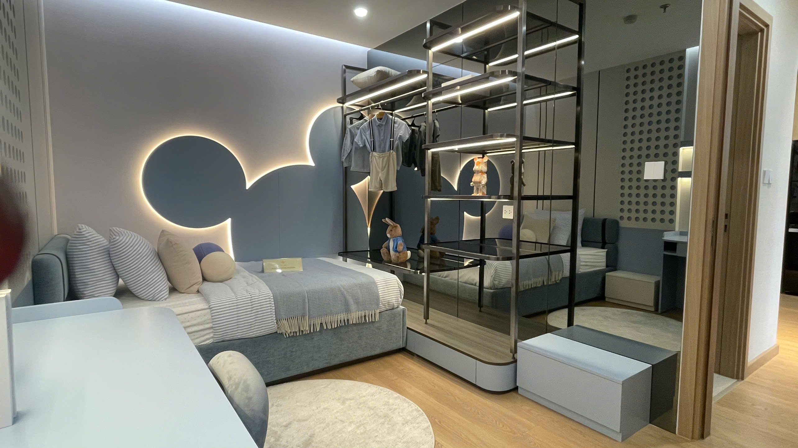 Tôi cần bán căn chung cư 72m  khu An Hưng, Tố Hữu, full nội thất cao cấp giá 5,x tỷ - Ảnh chính