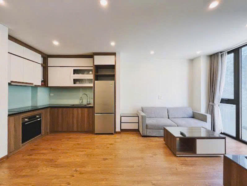 Trống phòng 2 ngủ, 1 khách, ô tô đỗ cửa, siêu nét - Ảnh chính