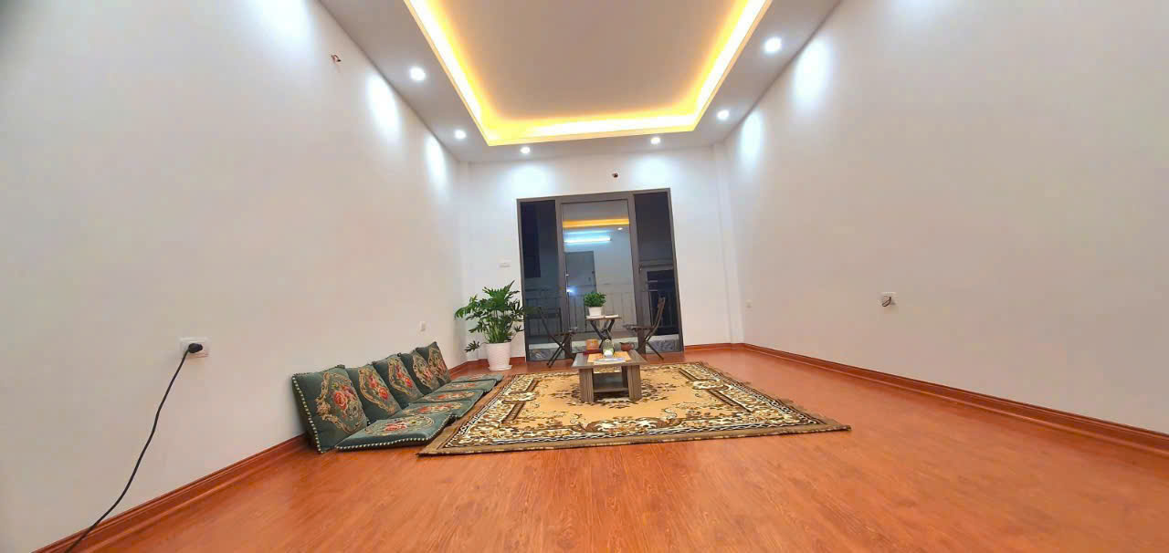 GĐ em cần bán gấp nhà Ngọc Thụy – 5 Tầng, Gần Ô Tô, Gần Hồng Tiến – Giá nhỉnh 8 Tỷ - Ảnh 2