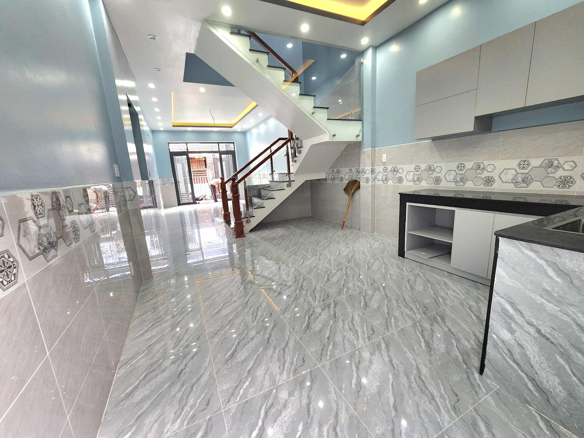 Bán Nhà 2 Tầng Mới Tân Xuân, Hóc Môn - 62m2 Vuông Vức, Xe Hơi Đỗ Cửa. - Ảnh 1