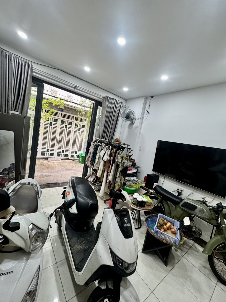 BÁN NHÀ - QUẬN 3 - LÊ VĂN SỸ - 2 TẦNG - 34M2 - HẺM 4M - HẺM THÔNG - NHỈNH 5 TỈ - Ảnh 3
