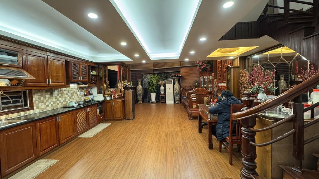 (Tin thật 100%) Bán nhà ở kết hợp VP 80m2 x 10 tầng tại Trần Duy Hưng - Cách phố 10m - DT 1 tỷ/năm - Ảnh 2