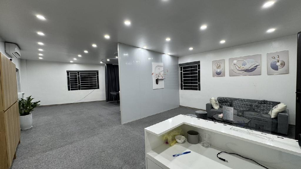 (Tin thật 100%) Bán nhà ở kết hợp VP 80m2 x 10 tầng tại Trần Duy Hưng - Cách phố 10m - DT 1 tỷ/năm - Ảnh 1