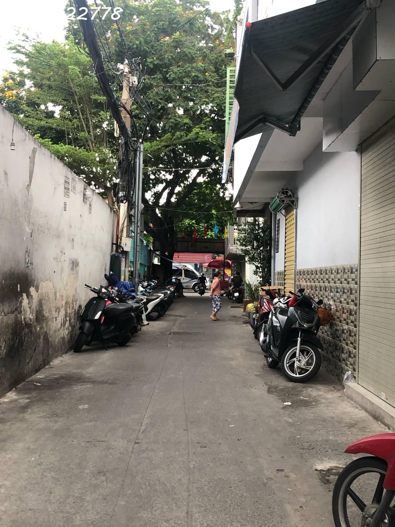 TRUNG TÂM [#BÌNH_THẠNH]- P21- HẺM XE HƠI ĐẬU CỬA - 4PN- CÓ SÂN ĐỂ XE PHÍA TRƯỚC- CHÍNH CHỦ LÂU NĂM. - Ảnh chính
