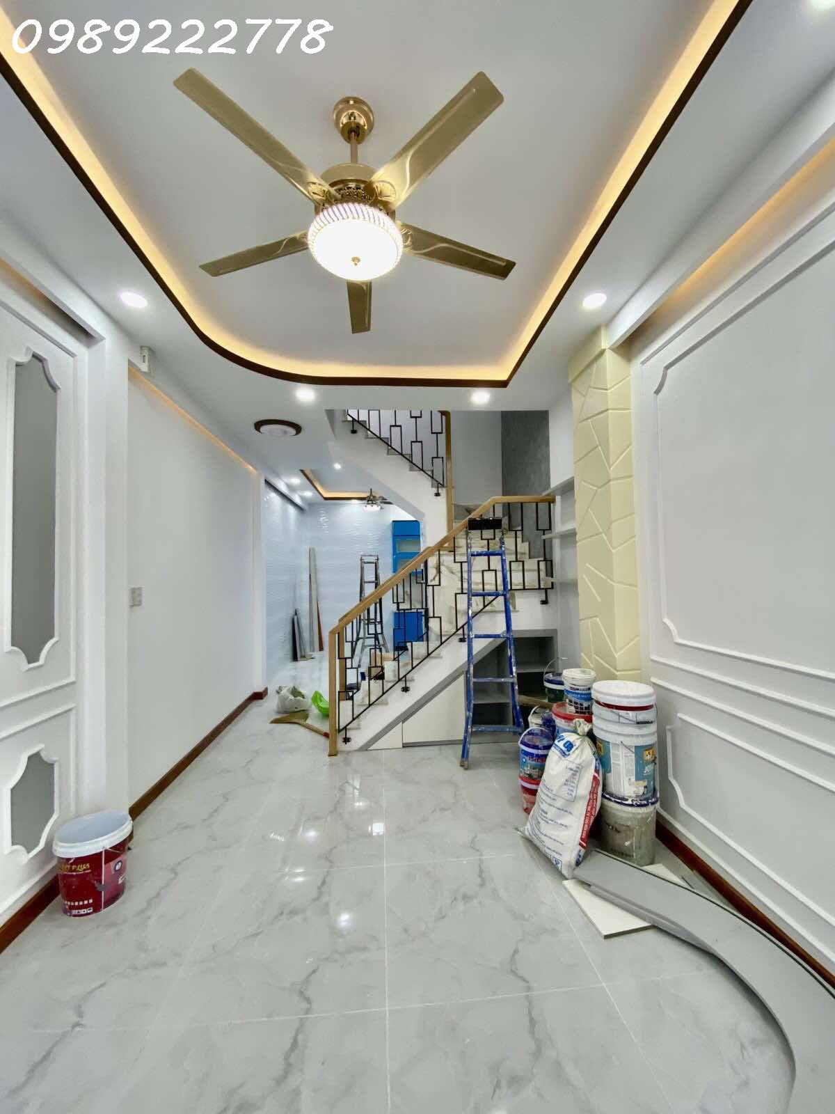 [#QUẬN_10]—MỚI ĐẸP – PHƯỜNG 4- 1 TRỆT 2 LẦU – 4PN, 3WC – FULL NỘI THẤT – CHỈ VIỆC XÁCH VALI VỀ Ở - Ảnh 1