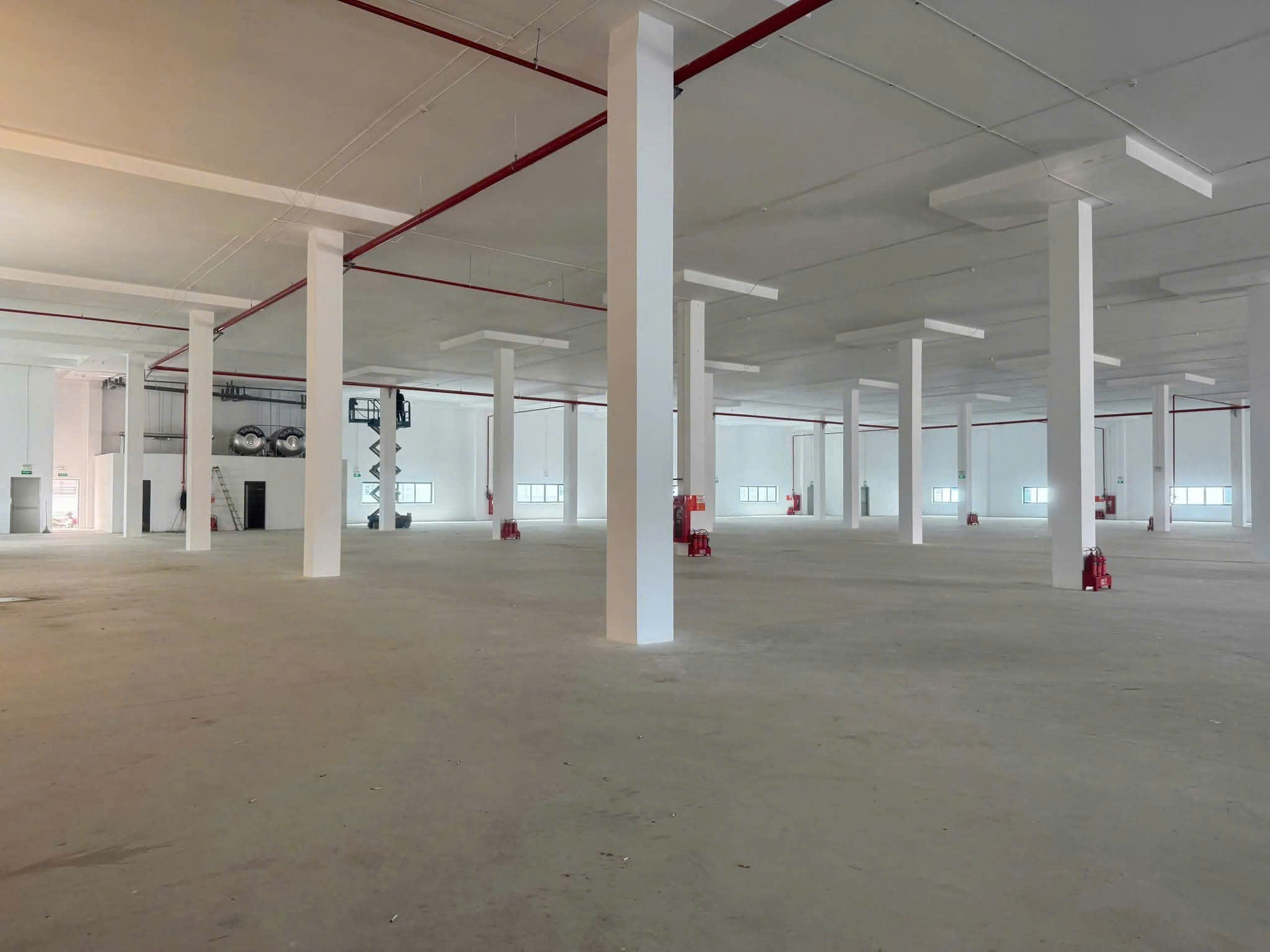 Cho thuê Kho,Xưởng 3.800m2 x 2 tầng tại khu CN Yên Phong 2C , tỉnh Bắc Ninh.<br>Tổng diện tích đất : - Ảnh chính