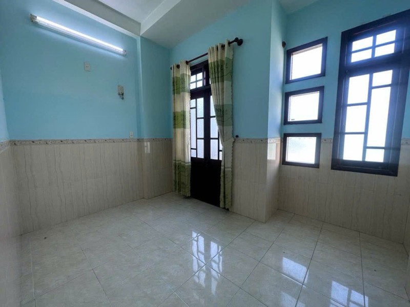 # Kiệt 3.5m sát MT Hàn Mặc Tử, 55m2, 3 tầng đúc, 4PN, 3.xx tỷ - Ảnh 3