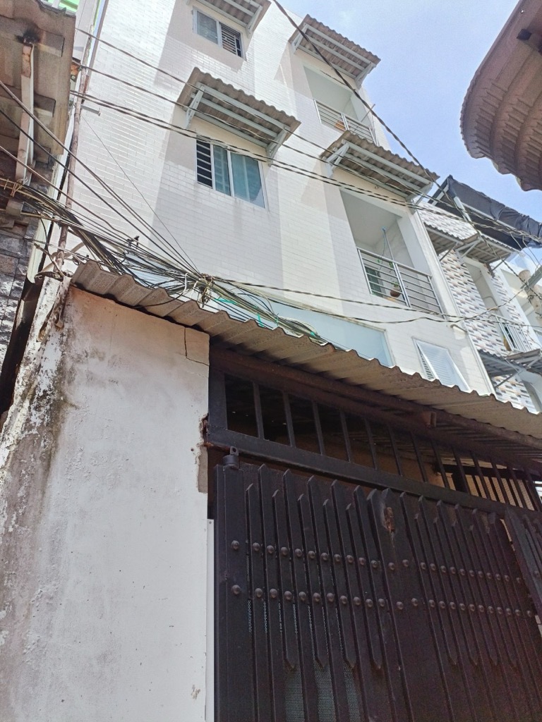 HOT, CHỈ 3.8 TỶ, CẦN TIỀN BÁN RẤTGẤP PHẠM THẾ HIỂN [P7, Q8] DT 80M2(5.3X 15M)4T, 8PN,8WC - Ảnh chính