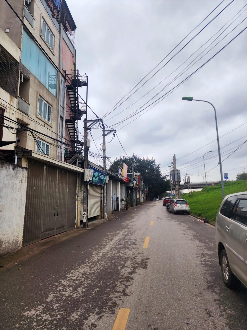 BÁN ĐẤT BÁT KHỐI 22tỷ 126m MẶT TIỀN 6m,NGÕ Ô TÔ TRÁNH ĐỖ,VỈA HÈ,LONG BIÊN - Ảnh chính