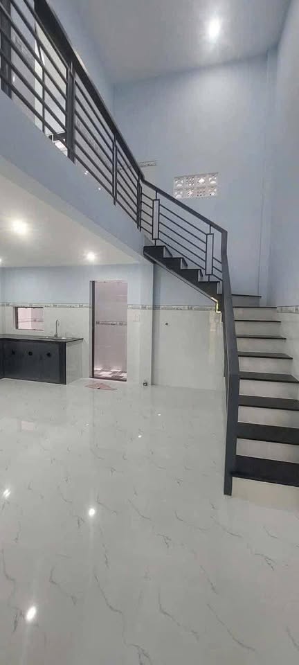 Nhà 2pn, xe hơi tới nhà, mới làm 100%, sạch đẹp, gần chợ Cầu Đồng, TL13 - Ảnh 2