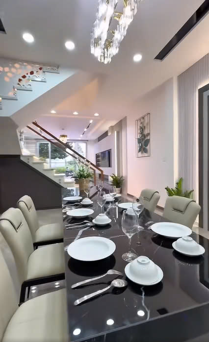 Chính chủ cần bán căn 1 trệt 2 lầu tại thuận giao thuận an , mặt tiền đường tiện ích kinh doanh bán - Ảnh 1