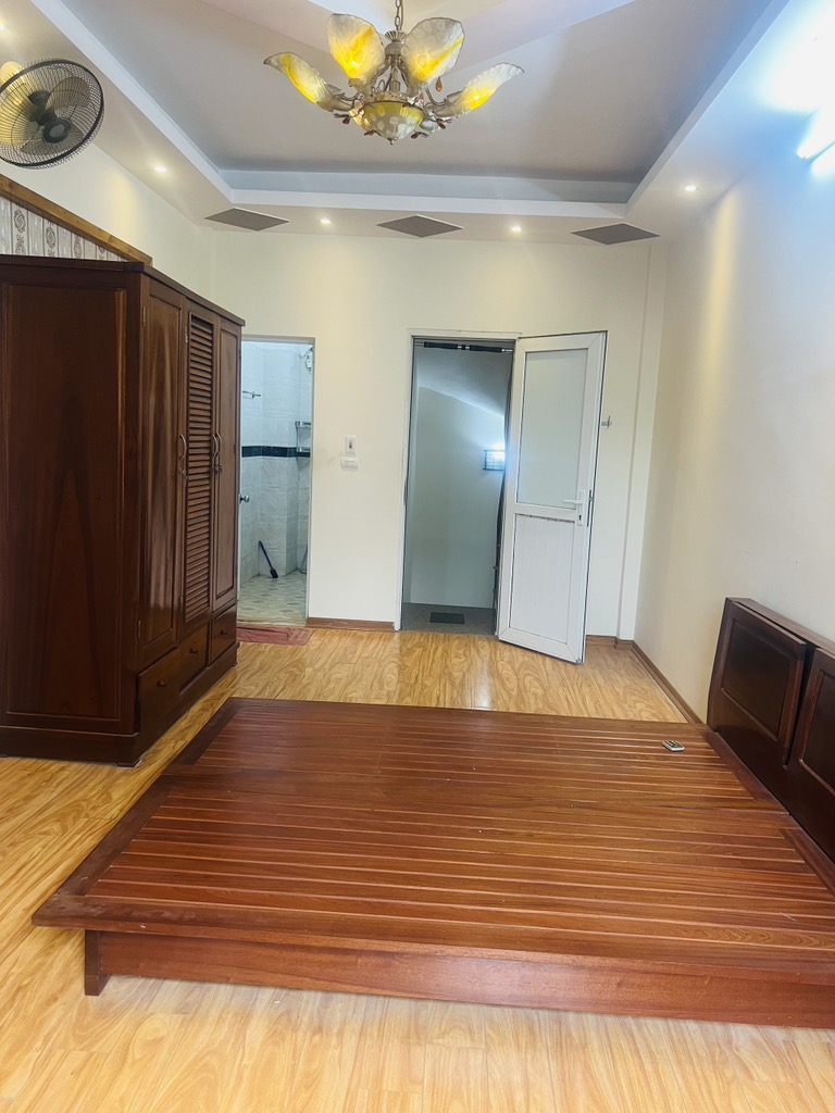 CHÍNH CHỦ CẦN BÁN GẤP NHÀ 5 TẦNG TẠI TRUNG TÂM SÀI ĐỒNG – GẦN Ô TÔ – SỔ ĐỎ SẴN SÀNG GIAO DỊCH - Ảnh chính