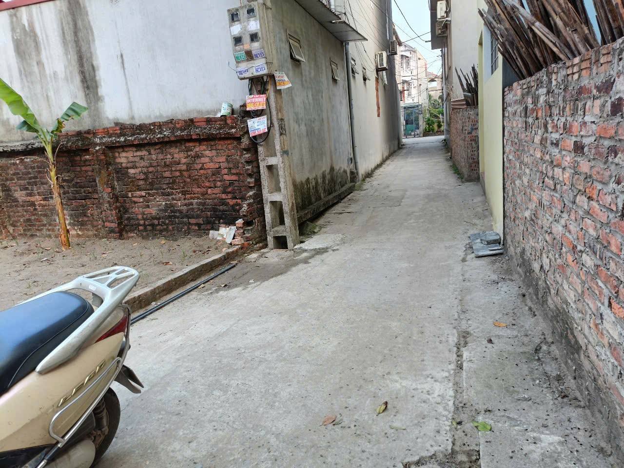 Chủ cần bán kín, 67m2, mt4m,chỉ 5 tỷ. Nguyên Khê, Đông Anh. Ô tô. - Ảnh 1