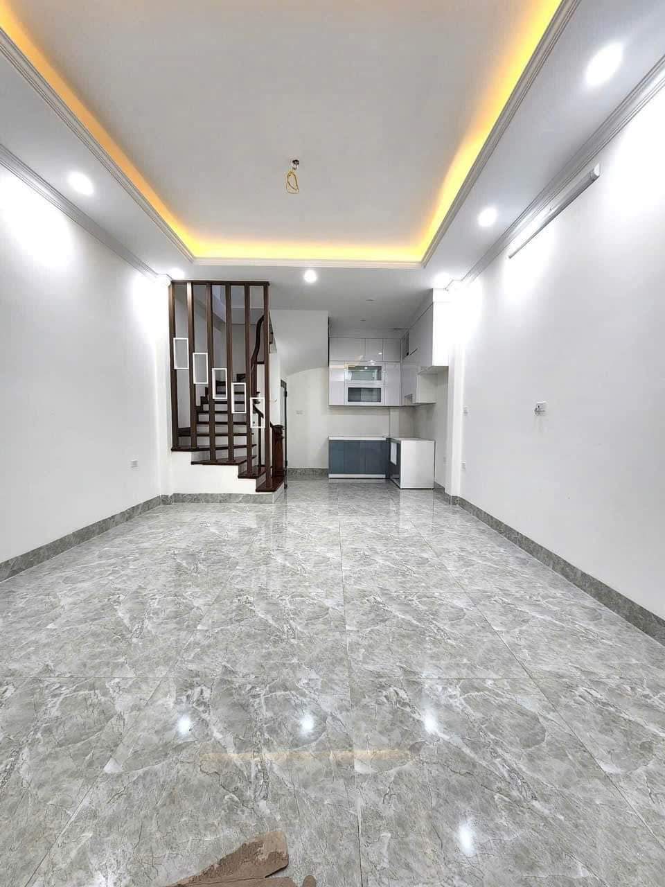 Nhà 5 tầng x 37m giáp Nam Từ Liêm ( chợ Vân Canh ) - Ngõ 3m, 50m ra bãi xe ô tô - giá 6 tỷ - Ảnh chính