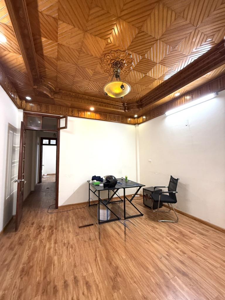 BÁN NHÀ PHÂN LÔ LÊ TRỌNG TẤN, Ô TÔ ĐỖ CỬA, DT 68M2, 18 TỶ - Ảnh 2