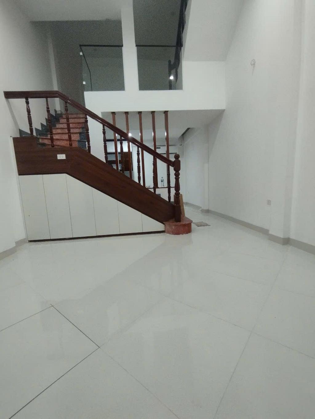 BÁN NHÀ LÊ TRỌNG TẤN, PHÂN LÔ QUÂN ĐỘI, Ô TÔ ĐỖ CỬA, 12.9 TỶ - Ảnh chính