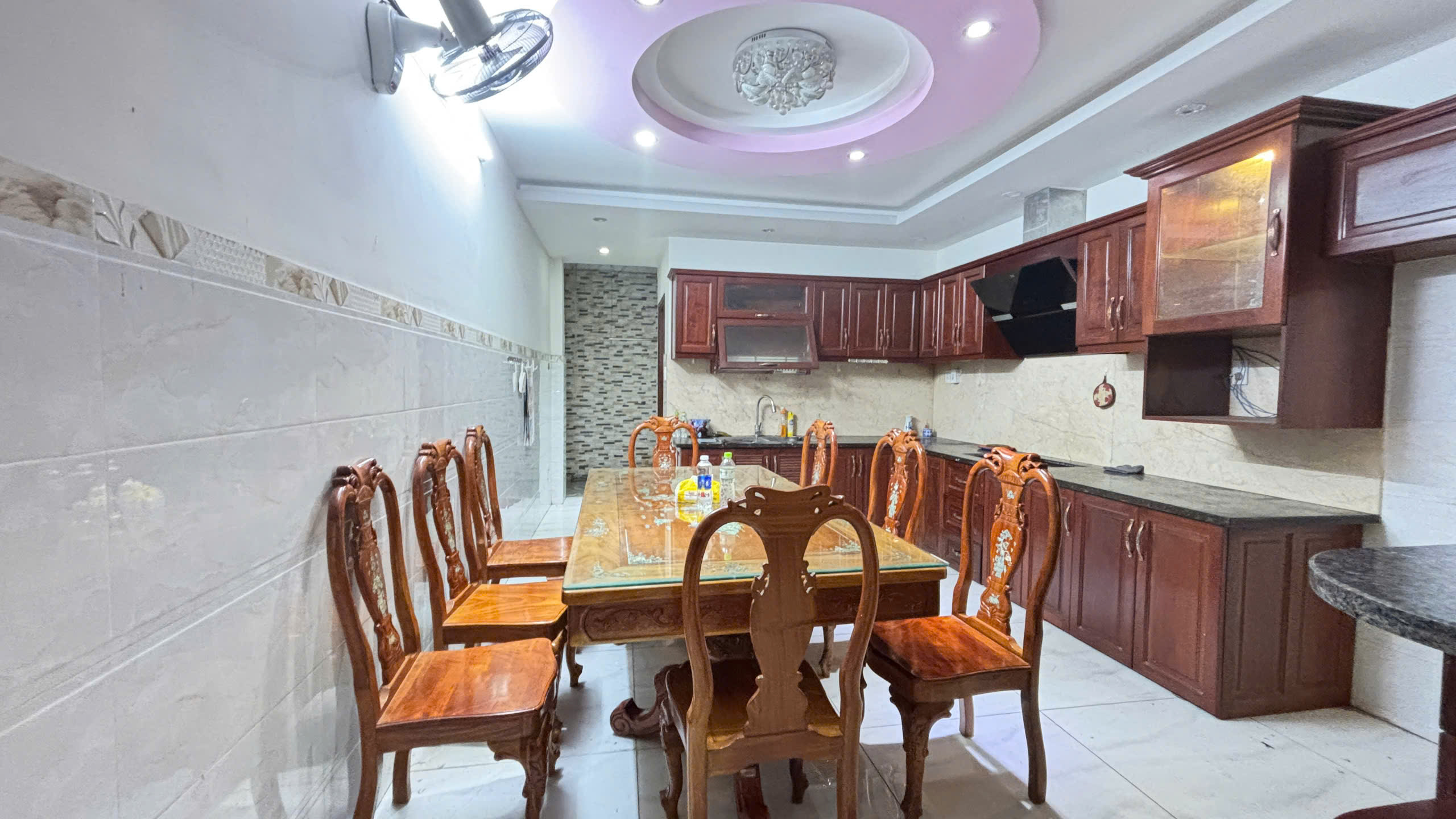 Giảm từ 10,5 tỷ xuống còn CHỈ 9,4 TỶ - HXT 8m có vỉa hè 2 bên 2 mét, DT: 80m² x 4 tầng - Ảnh 1