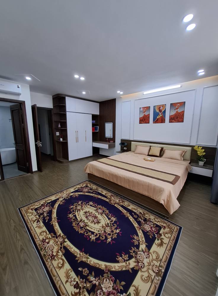Siêu phẩm Vương Thừa Vũ, dòng tiền khủng, 7 tầng thang máy, ô tô đỗ cửa - Ảnh 3