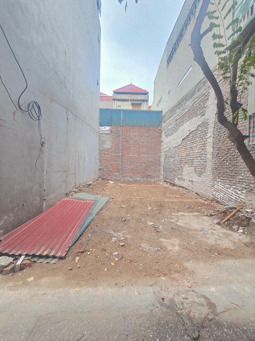 Bán đất Lý Sơn, Ngọc Thuỵ 56m, MT 5m6 oto thông, vuông đét chỉ hơn 9 tỷ còn TL. LH 0936123469 - Ảnh 1