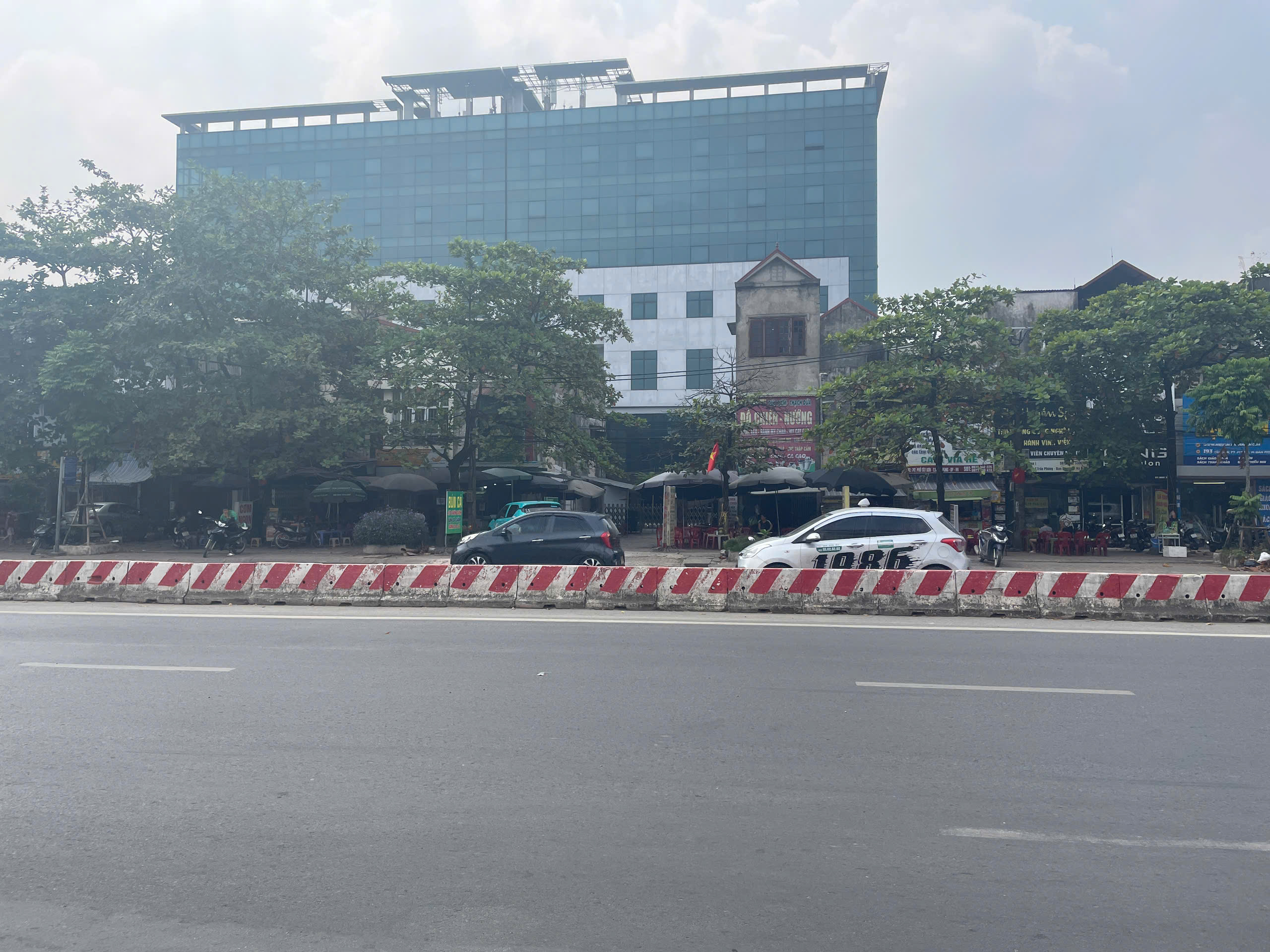 CHUYỂN NHƯỢNG ĐẤT DỰ ÁN ĐÃ CÓ SẴN TÒA NHÀ 7 TẦNG TẠI TT PHÙNG, ĐAN PHƯỢNG - Ảnh 4