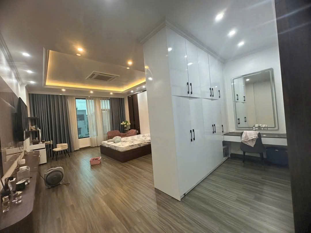 NHÀ ĐẸP - GIÁ TỐT Chính Chủ Bán Căn Nhà Thiết Kế Đẹp Hiện Đại Phường Lộc Hạ, TP Nam Định. - Ảnh chính