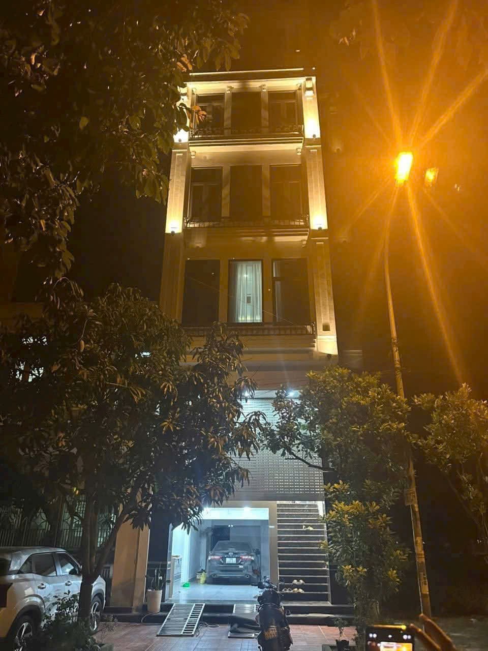 NHÀ ĐẸP - GIÁ TỐT Chính Chủ Bán Căn Nhà Thiết Kế Đẹp Hiện Đại Phường Lộc Hạ, TP Nam Định. - Ảnh 2