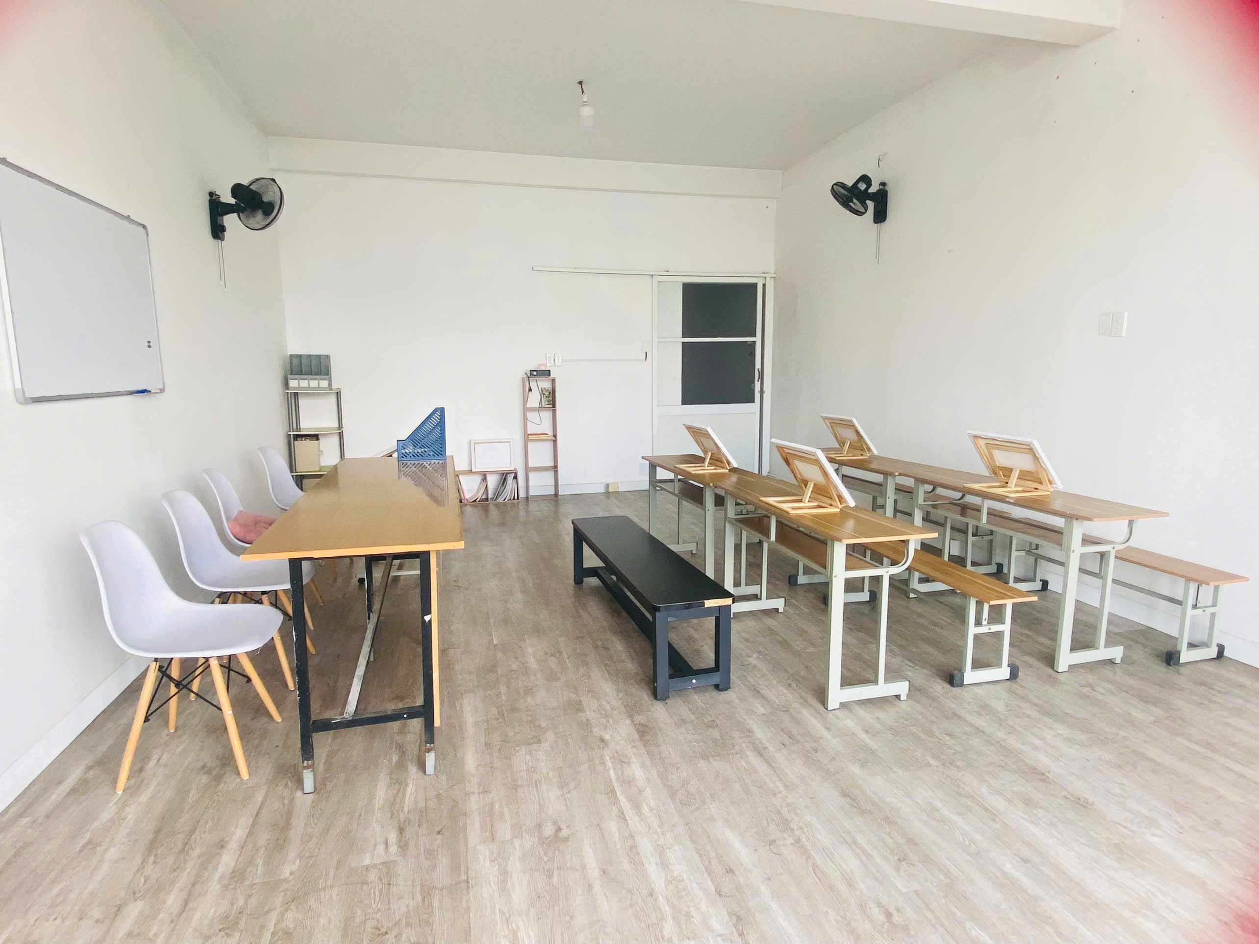 CHO THUÊ PHÒNG DẠY HỌC, HỌP MẶT, WORKSHOP - Ảnh 1