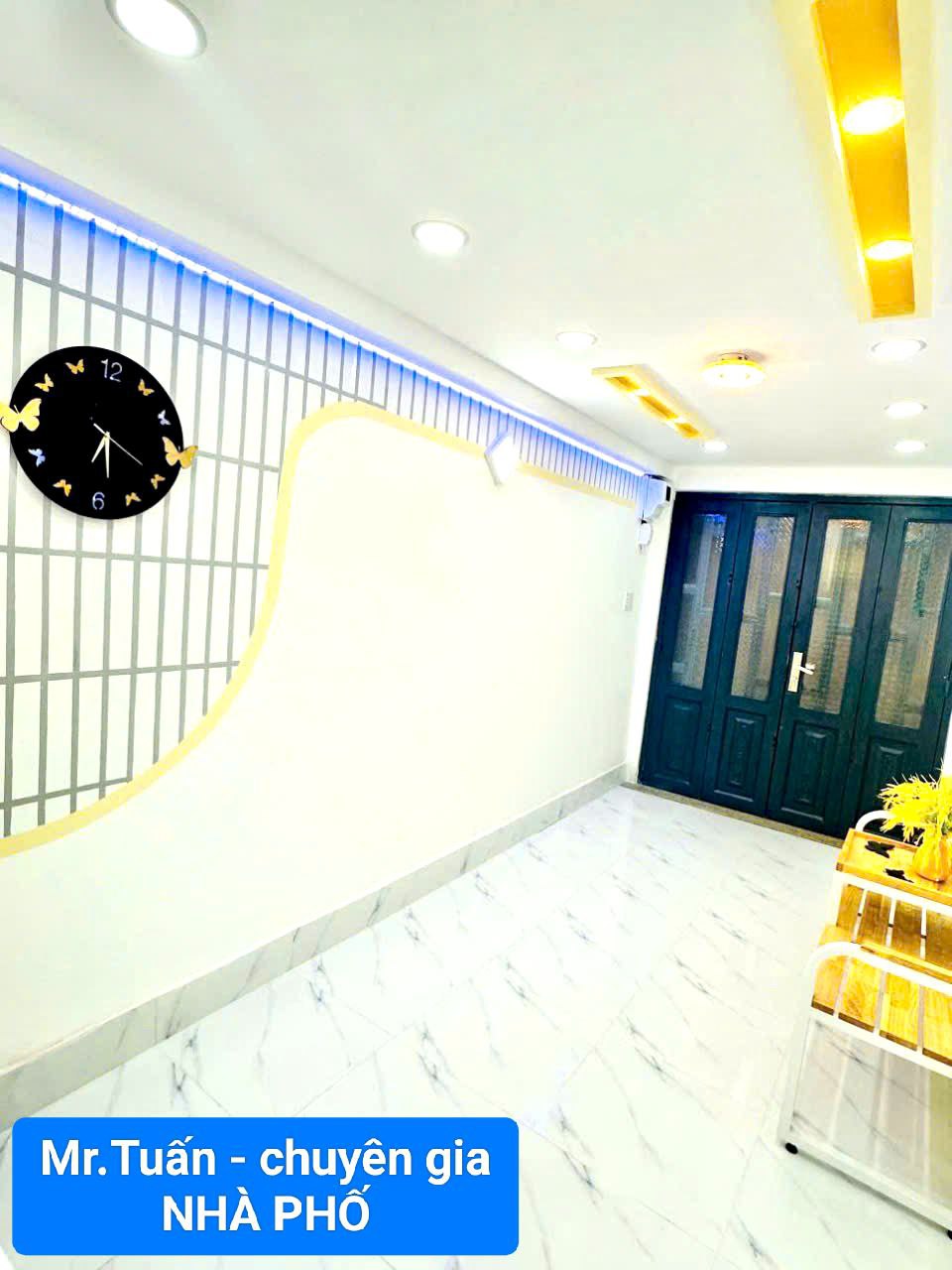 🏠 BÁN NHÀ 1 TRỆT 2 LẦU MỚI ĐẸP 100% - CÁCH 1 CĂN RA MT ĐƯỜNG.🚙 - Ảnh chính