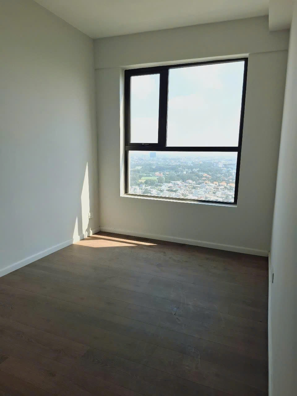 CHÍNH CHỦ CẦN BÁN GẤP CĂN HỘ OPAL SKYLINE TẦNG 30 Ngay Thành Phố Thuận An, Bình Dương. - Ảnh 1