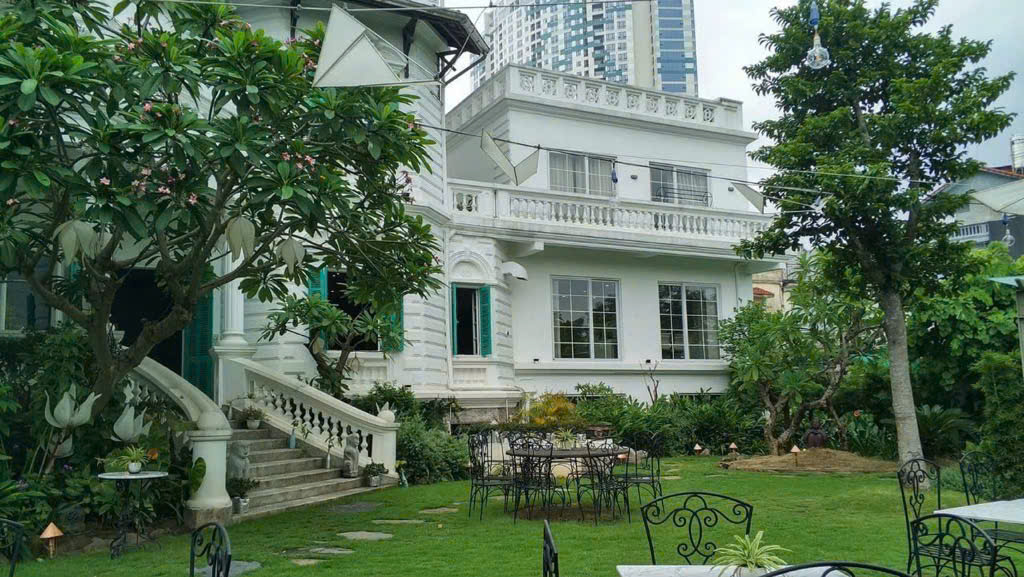 Bán căn biệt thự view sông Hồng và cầu Long Biên đang KD homestay diện tích 1329m 150 tỷ - Ảnh 2