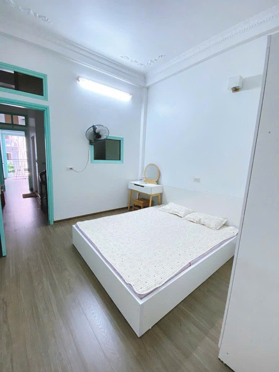 NGUYỄN PHÚC LAI NGÕ THÔNG KINH DOANH DT 42m2 4 tầng MT 3.5m Giá 12.6 tỷ - Ảnh 2