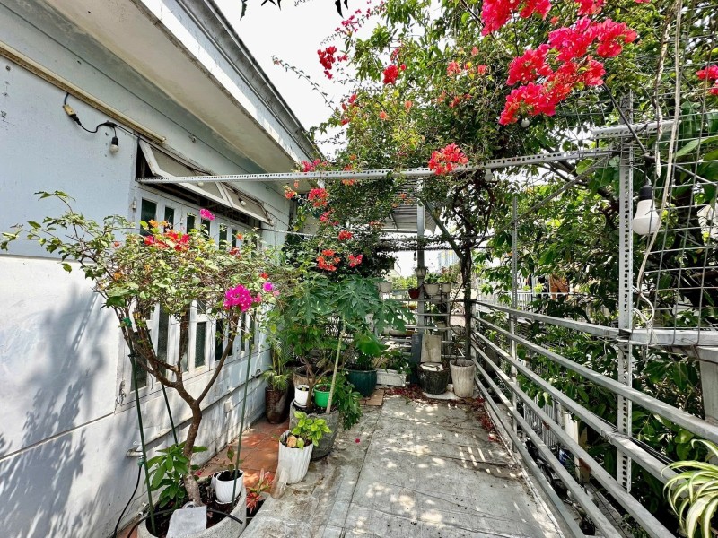 Bán nhà 2 Tầng Đông Hòa,SHR đường xe hơi,liền kề ĐHQG TPCHM - Ảnh 2