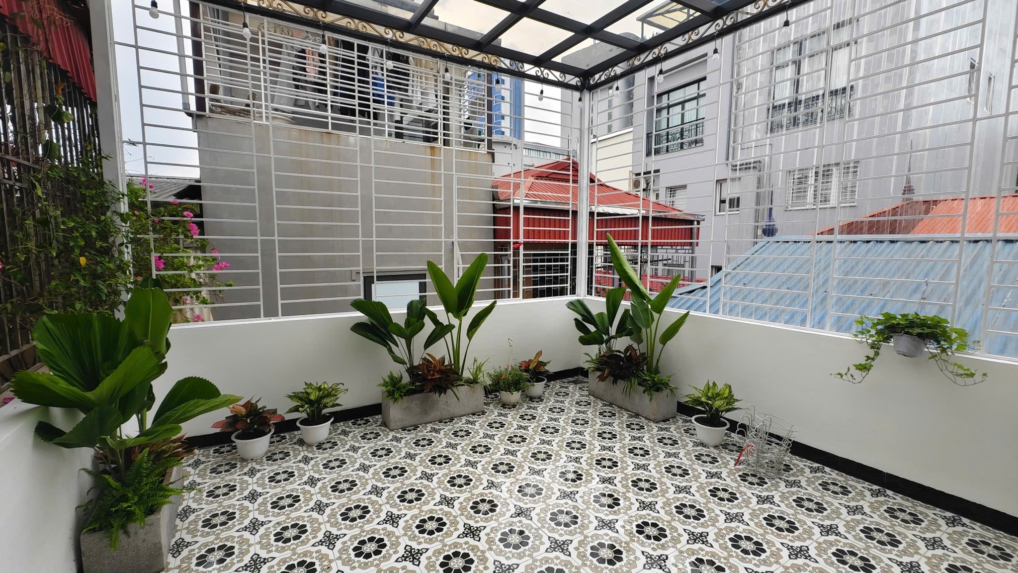 NHÀ ĐẸP Ở NGAY PHỐ THÁI HÀ - 45M x 5T THANG MÁY - GARA Ô TÔ - KINH DOANH - CHỈ HƠN 16 TỶ - Ảnh 4