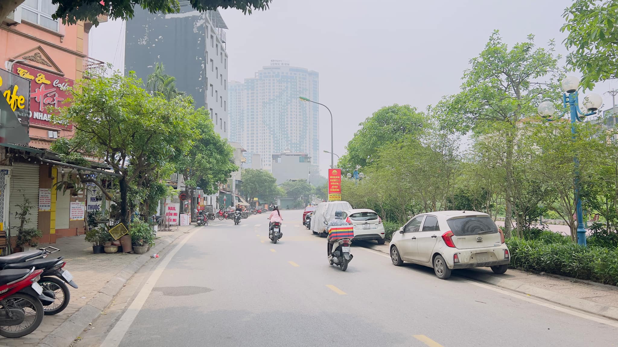 toà nhà Apartment Ngọc Thuỵ, 114m x 7 tầng, mặt tiền 5.7m, 8 căn hộ cao cấp, dòng tiền 1 tỷ/năm - Ảnh chính