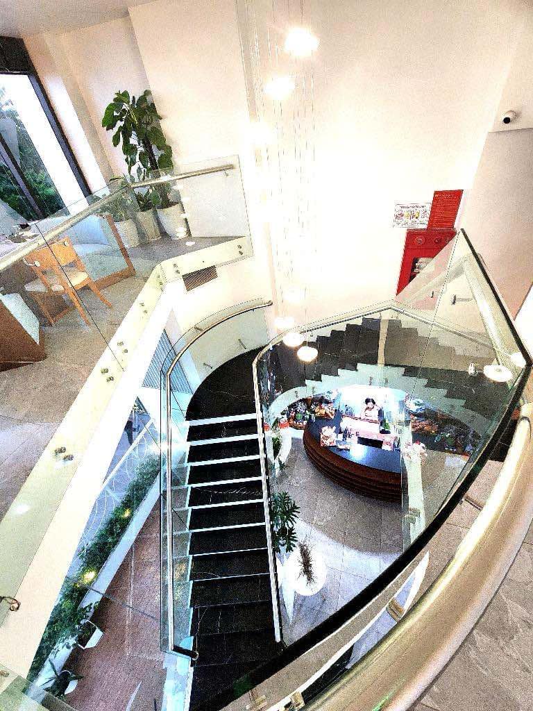 Siêu phẩm Lâm Hạ, 3 thoáng, 260m x 7 tầng, mặt tiền 45m, view hồ, dòng tiền 250tr/tháng - Ảnh 3