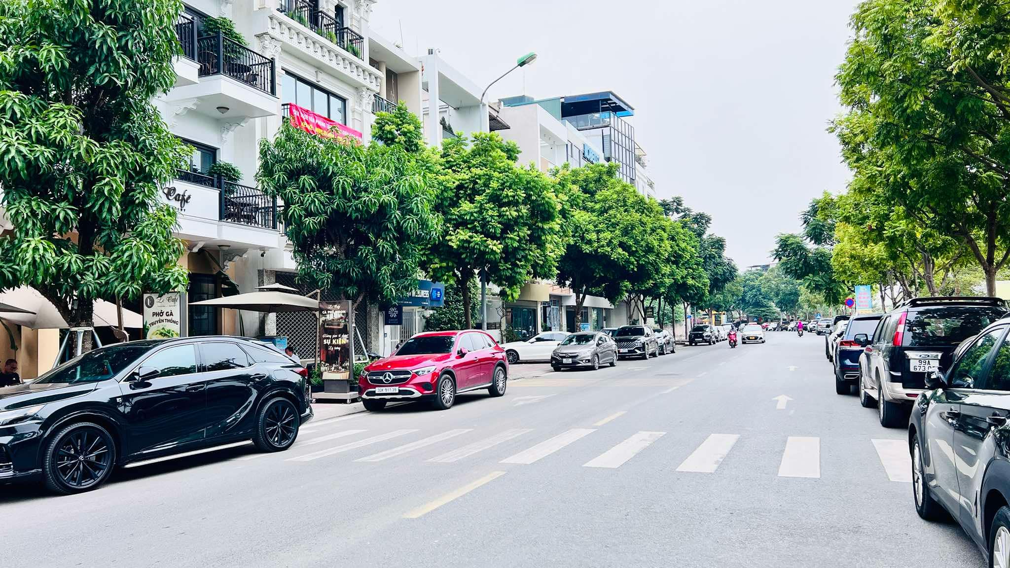 Siêu phẩm Lâm Hạ, 3 thoáng, 260m x 7 tầng, mặt tiền 45m, view hồ, dòng tiền 250tr/tháng - Ảnh chính