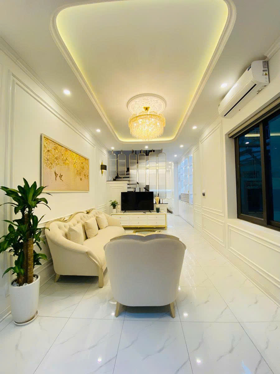 Bán nhà phố Nguyễn Chí Thanh 55m2, 4 tầng đẹp long lanh giá quanh 14 tỷ hiếm Đống Đa - Ảnh 3