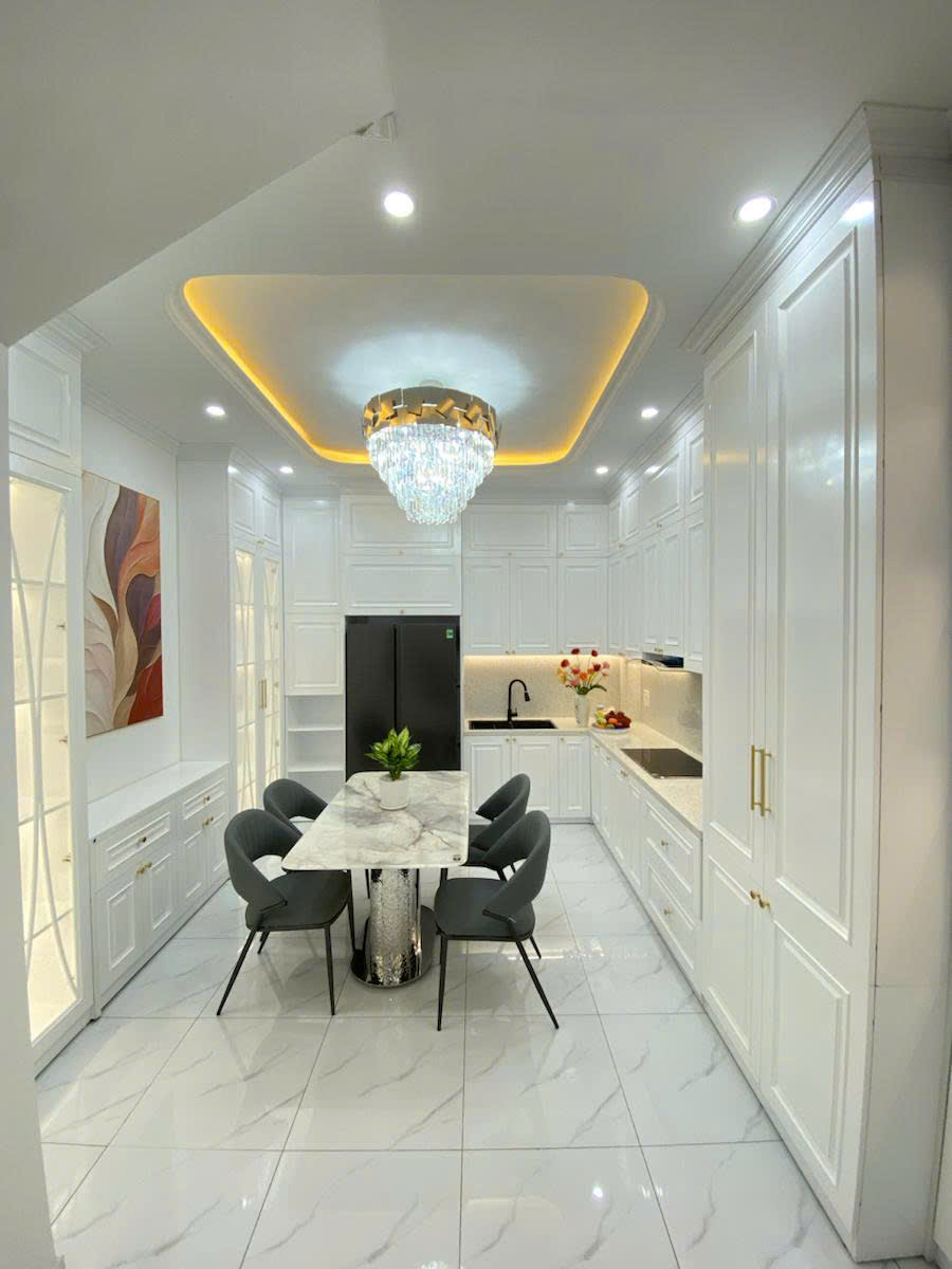 Bán nhà phố Nguyễn Chí Thanh 55m2, 4 tầng đẹp long lanh giá quanh 14 tỷ hiếm Đống Đa - Ảnh 1