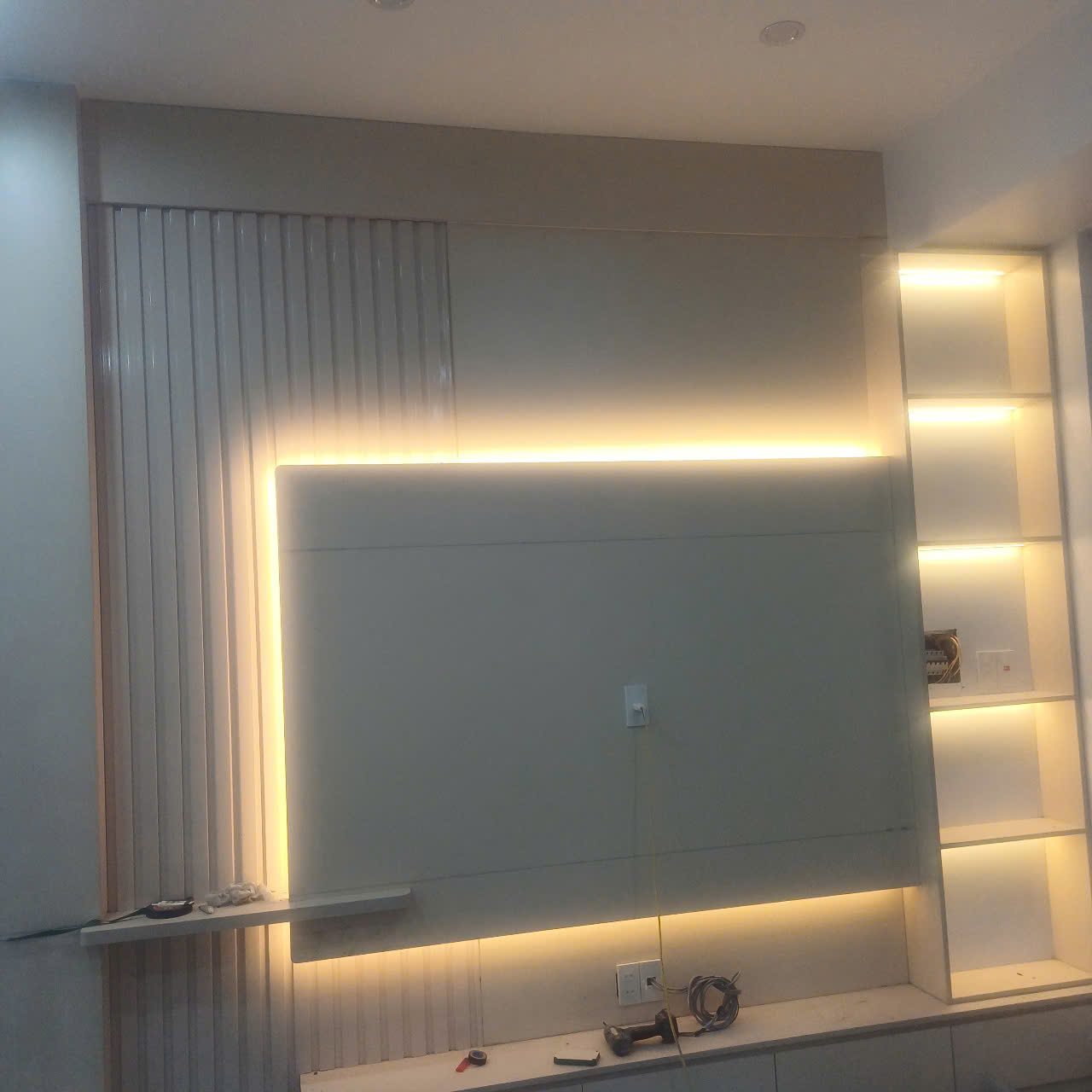 Bán nhà đẹp, giá tốt nhất phố Lương Khánh Thiện - Trung tâm Hải Phòng, ngõ nông, ô tô đỗ cửa mấy - Ảnh 2