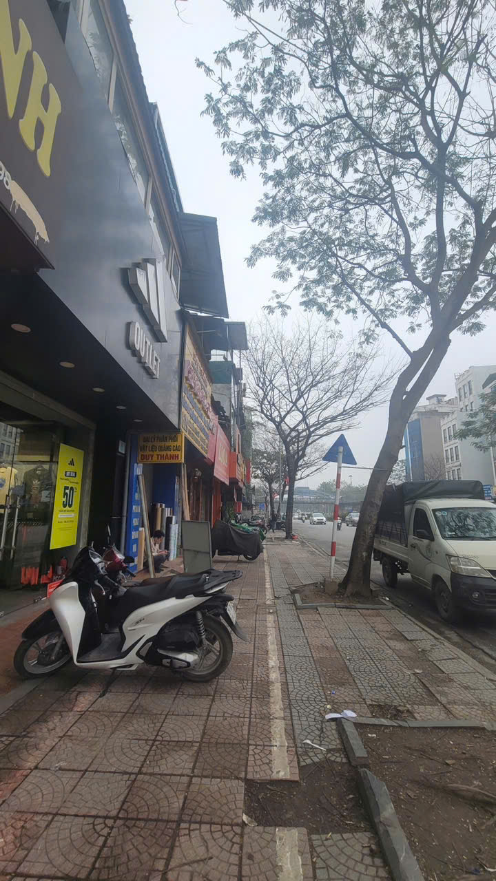 BÁN NHÀ MẶT PHỐ NGUYÊN VĂN CỪ_LONG BIÊN_61M_2 TẦNG_GIÁ 27,5 TỶ - Ảnh chính