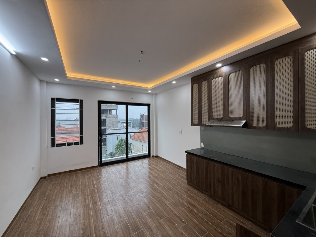 🌟 SIÊU PHẨM LONG BIÊN - PHỐ NGỌC TRÌ - 6 TẦNG THANG MÁY - Ô TÔ VÀO NHÀ - FULL NỘI THẤT ĐẲNG CẤP 🌟 - Ảnh 2