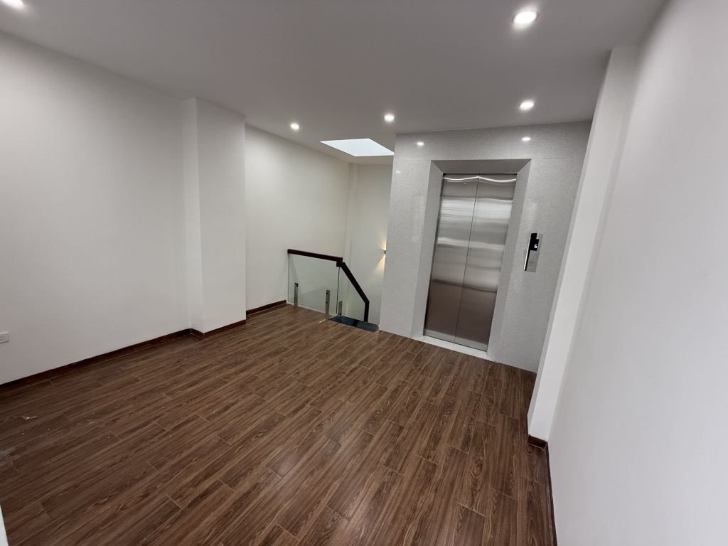 🌟 SIÊU PHẨM LONG BIÊN - PHỐ NGỌC TRÌ - 6 TẦNG THANG MÁY - Ô TÔ VÀO NHÀ - FULL NỘI THẤT ĐẲNG CẤP 🌟 - Ảnh 4