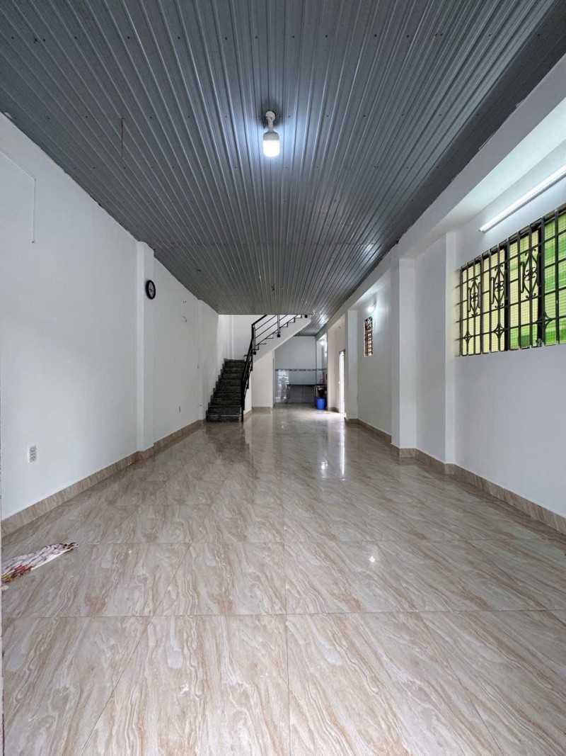 Bán nhà mặt phố Linh Trung, Thủ Đức, 52m², 3.95  tỷ, sổ hồng - Ảnh 1